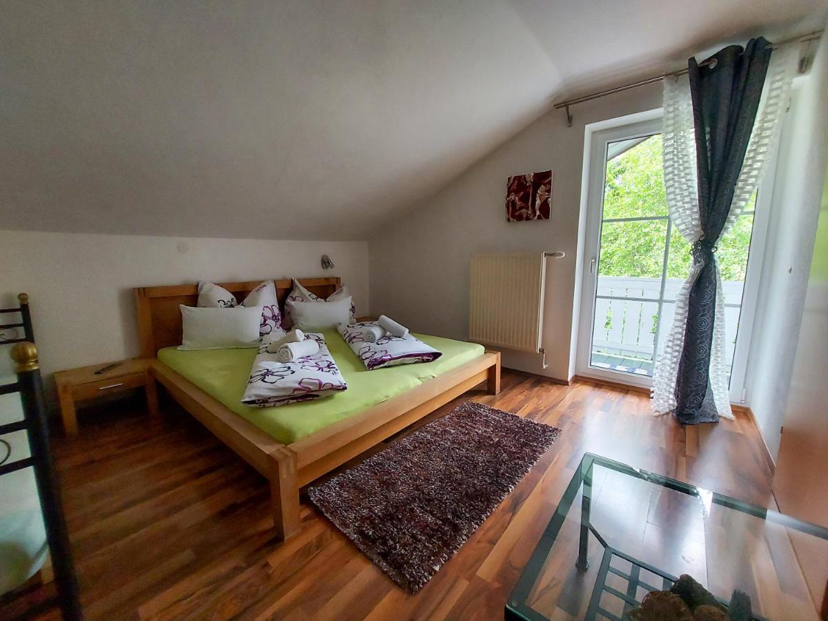 Haus Emily Bed & Breakfast Шладминг Екстериор снимка